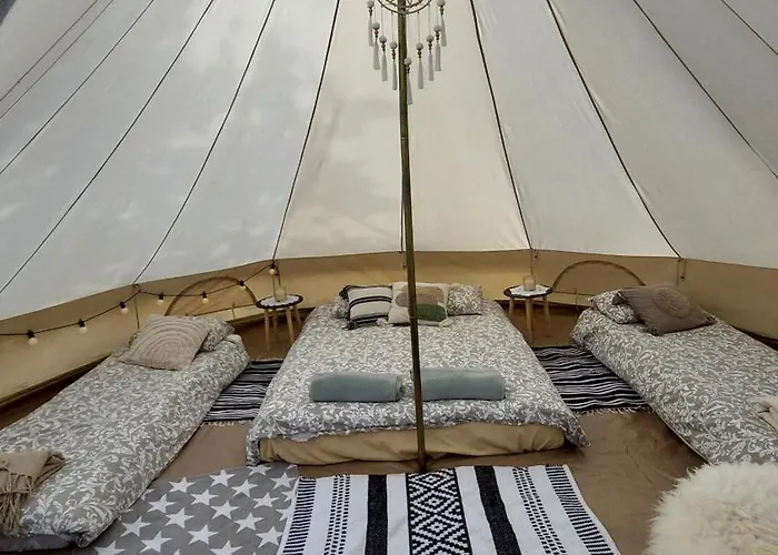 Jaagu Metsatelk Neljale Luxury tent